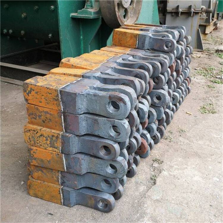 錘式破碎機錘頭的幾種材質(zhì)和工藝對比